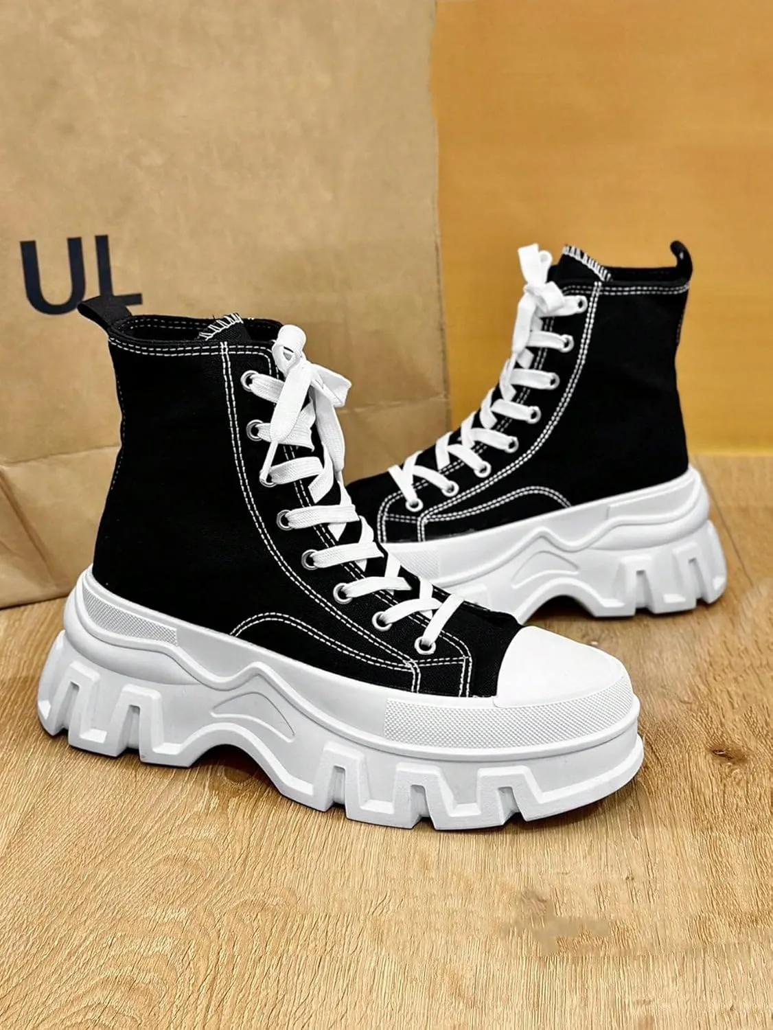 Canvas Unisex Casual High Top Sneakers Comfortable Lace Up Streetwear Shoes for Men Large Size Couple Shoes for Daily Wear and Urban Outfits