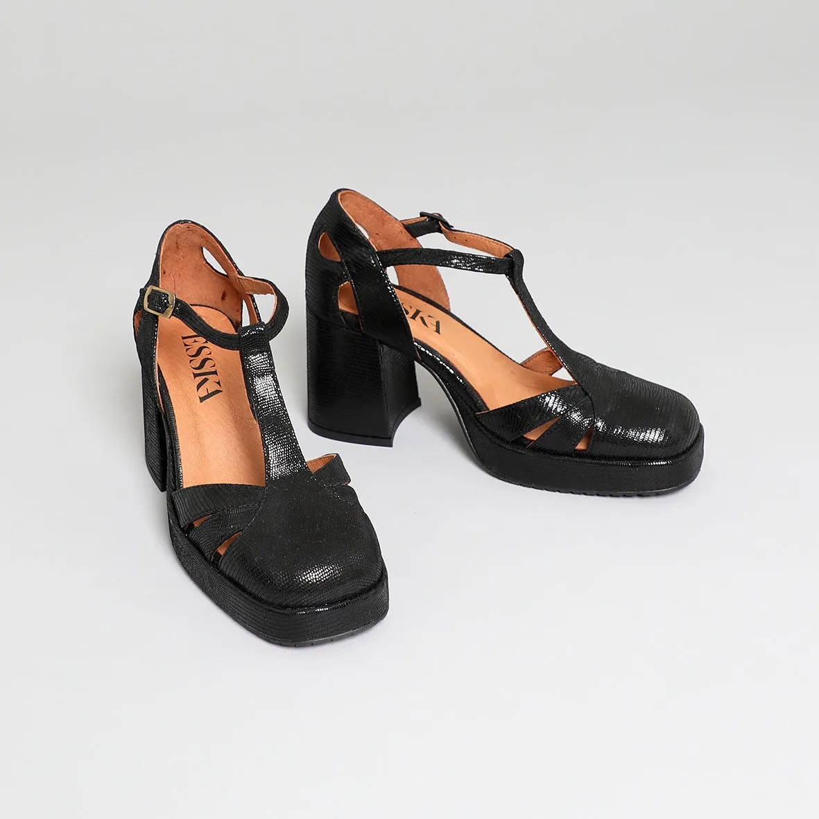 Chaza Black