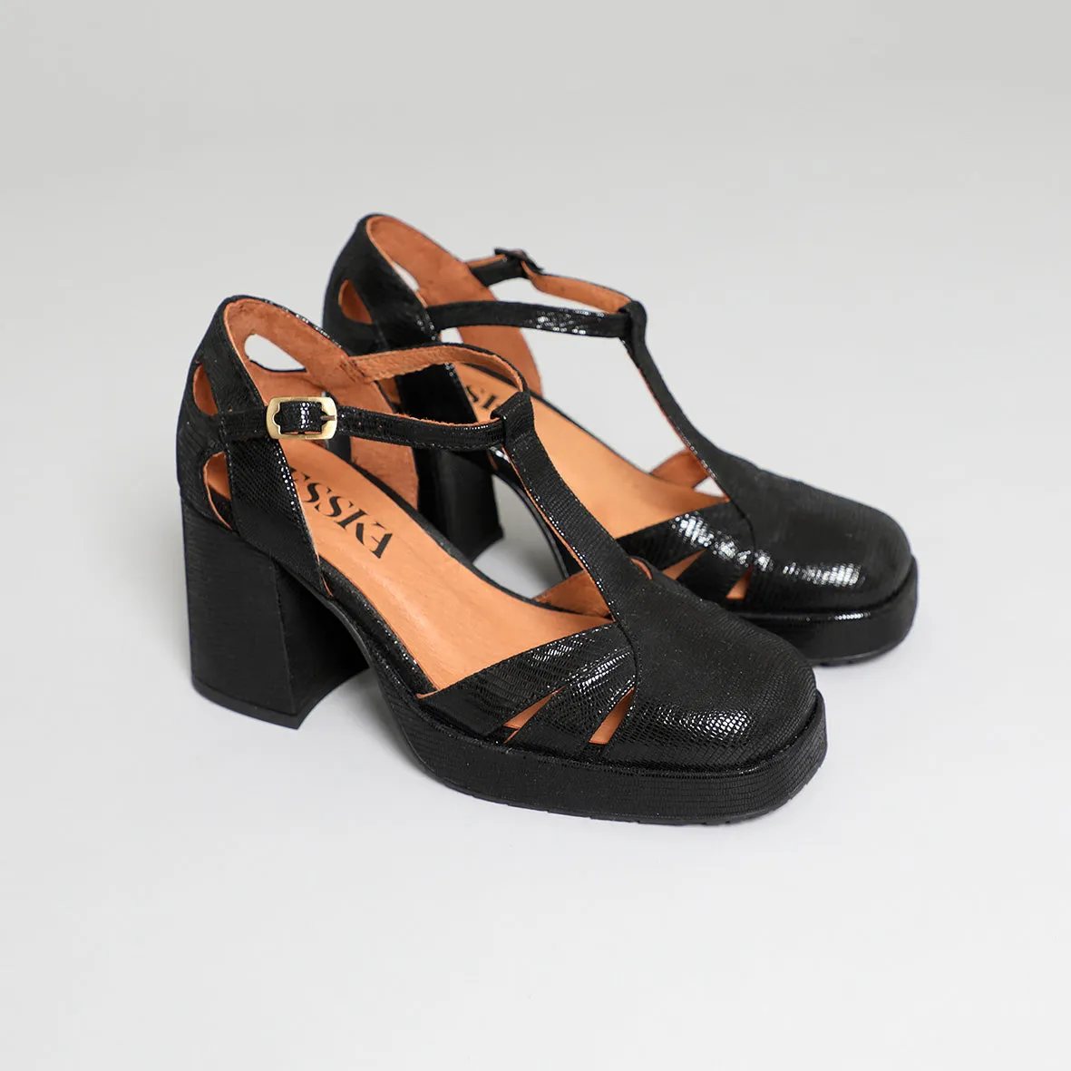 Chaza Black