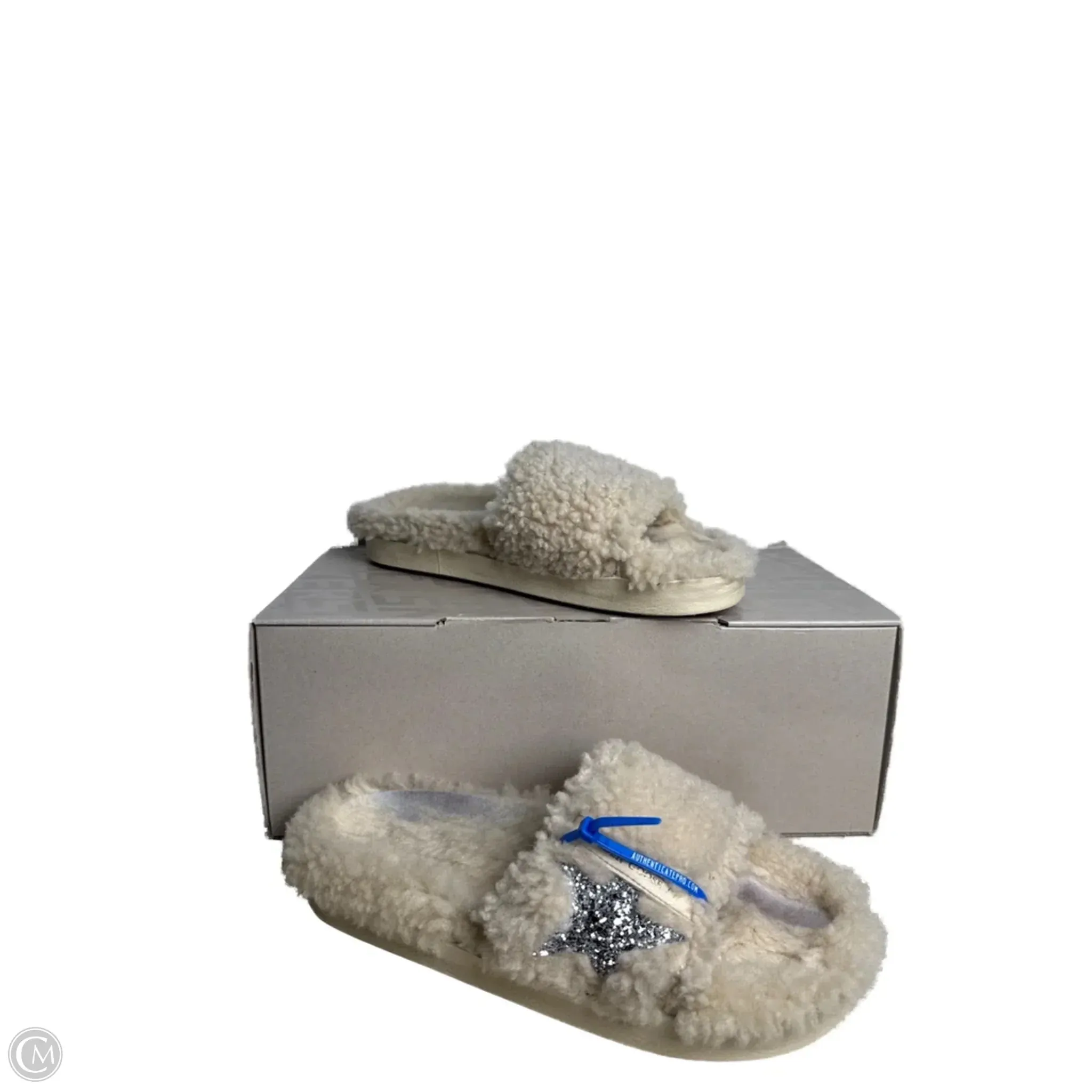 Sandals Luxury Designer By Golden Goose In Cream, Size: 9 Ocean Walk Rolling Motion Design