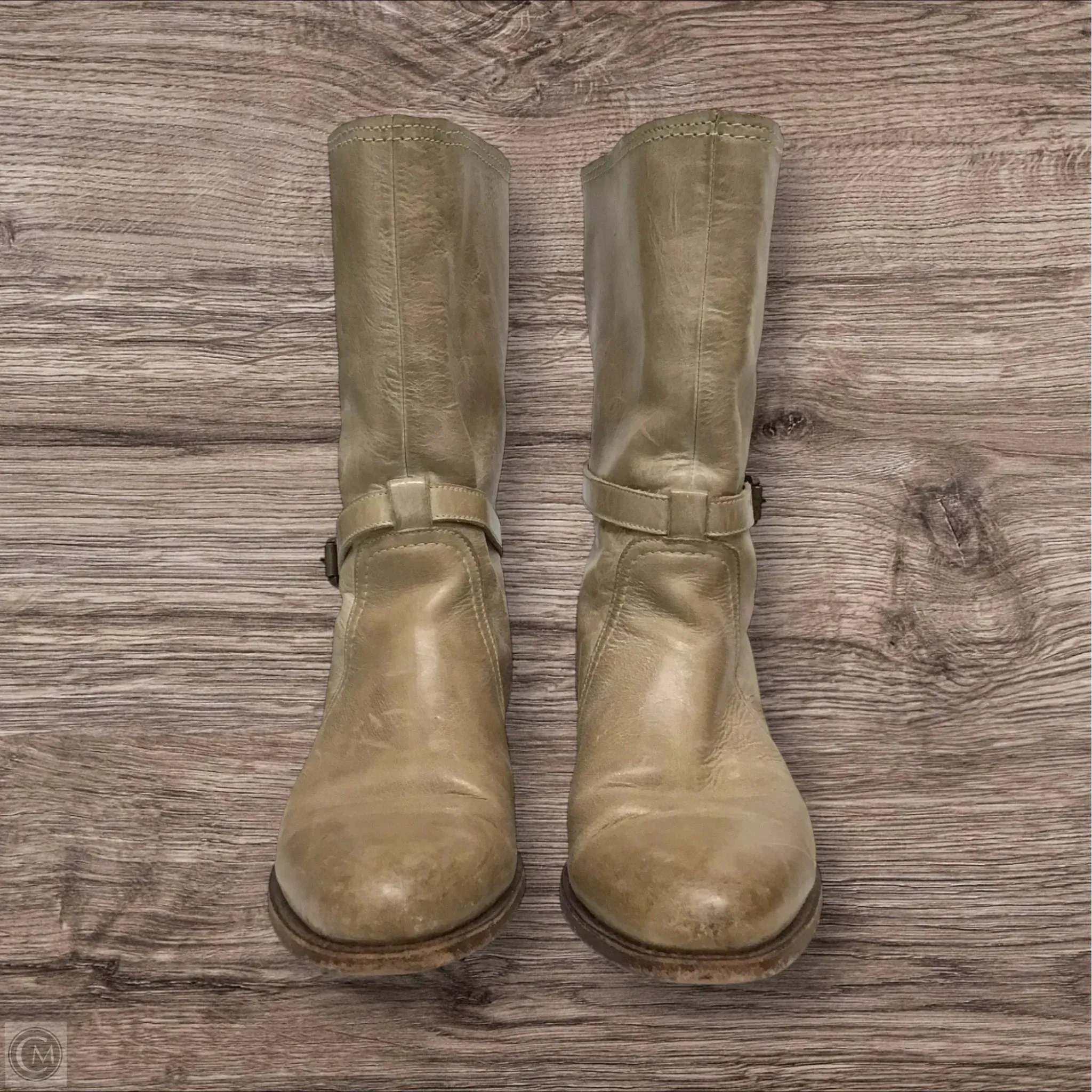 Classic Base All Terrain Stylish Commuters Boots Designer By Frye In Tan, Size: 10