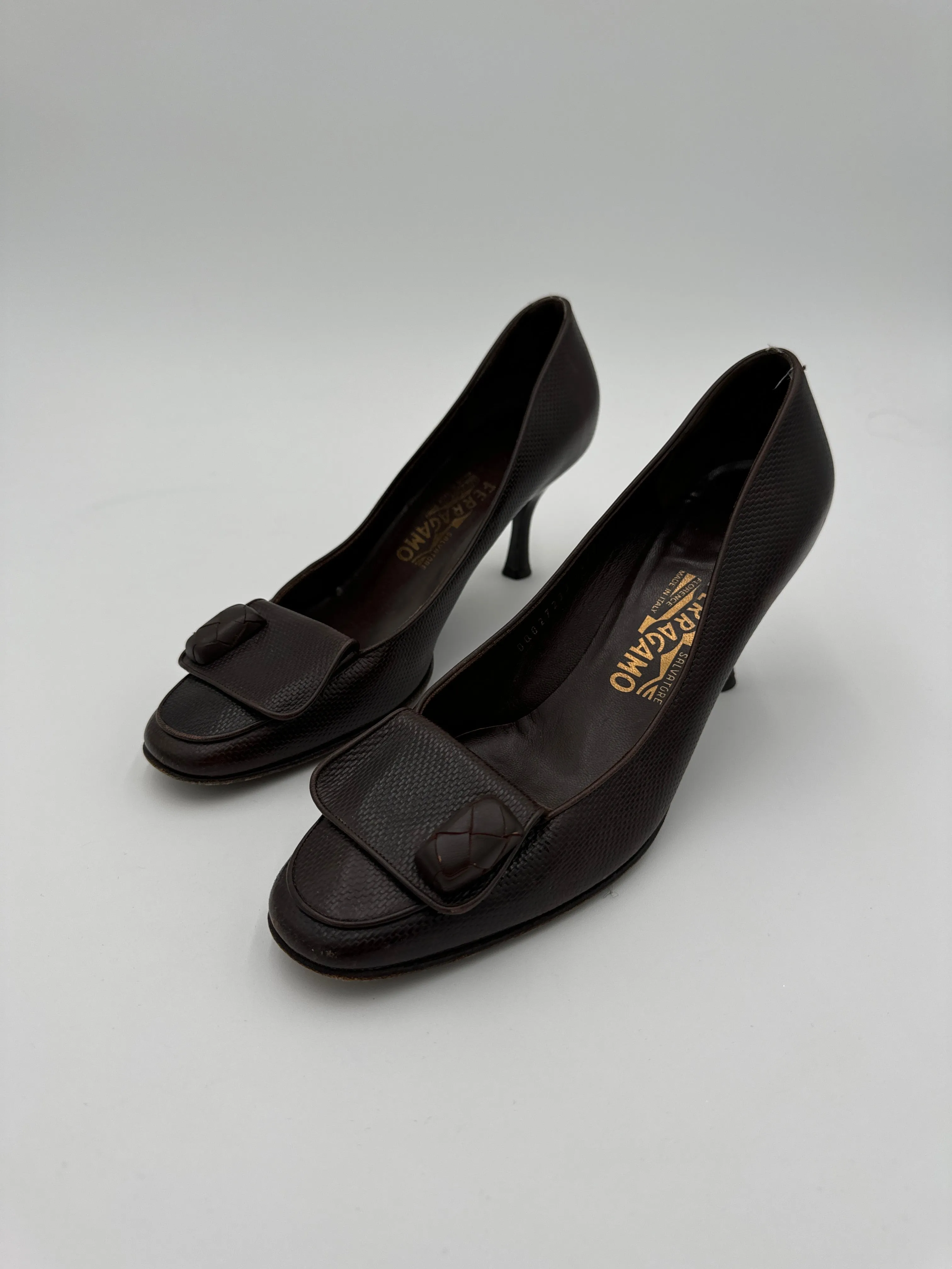 Memory Foam Cushioning Energy Return System Shoes Luxury Designer By Ferragamo In Brown, Size: 8