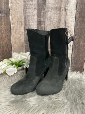 Soft Material Boots Designer By Ugg In Black, Size: 7.5