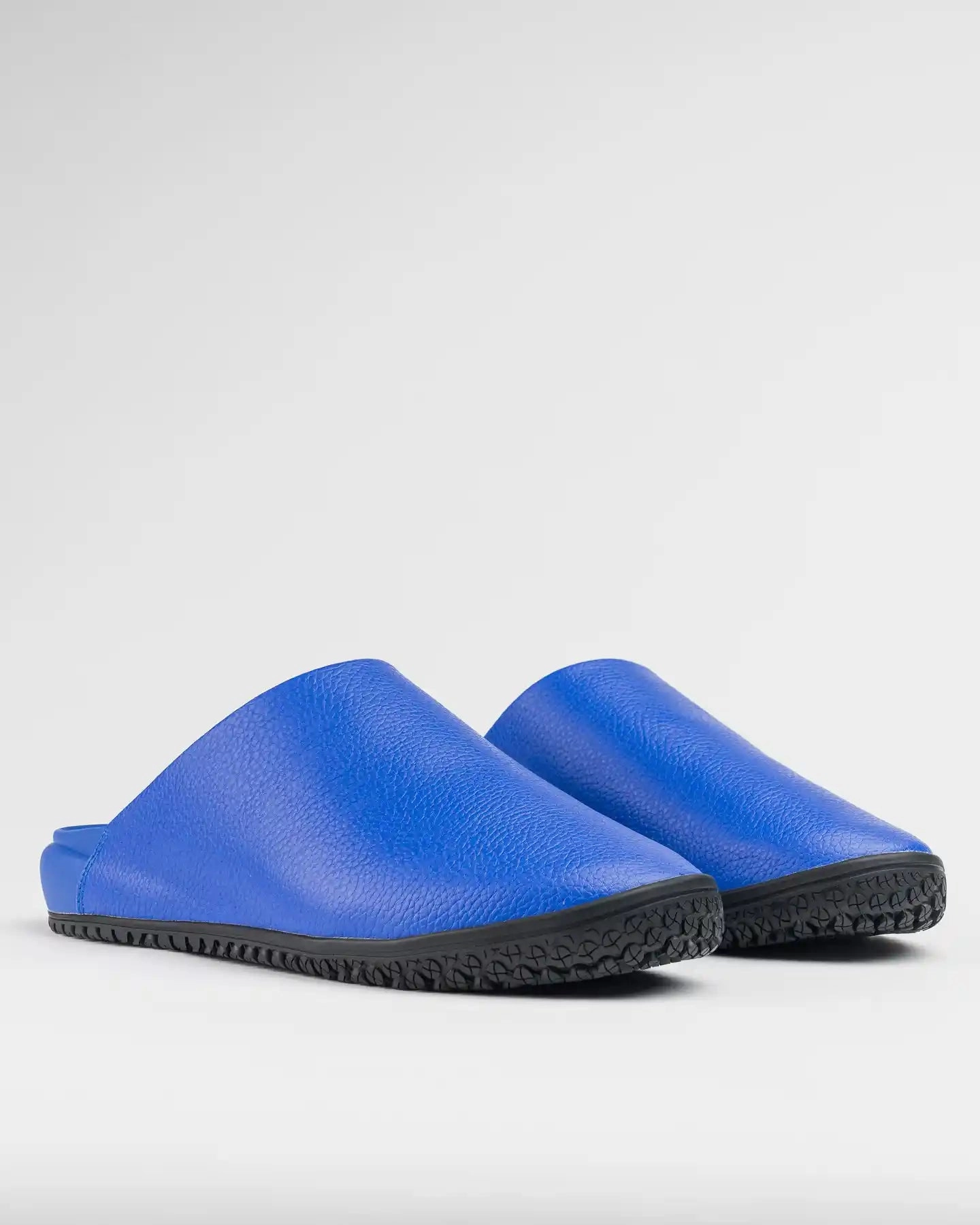 The Clog - Bluing Sea Breeze