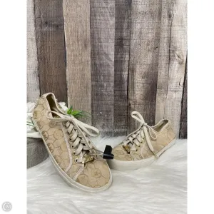 Flexibility Shoes Designer By Michael Kors In Beige, Size: 7