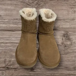 All Day Weekend Warriors Match Fit Boots Designer By Ugg In Taupe, Size: 8