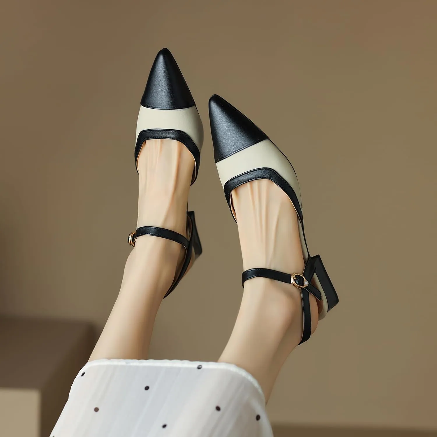 Cozivwaiy Vintage Shoes Two Tone Pumps Open Back Low Heels Dress Shoes Patchwork Pumps Cap Closed Toe Sandals Ankle Strap