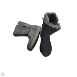 Boots Designer By Ugg In Grey, Size: 6 Linen Air Lightweight Design