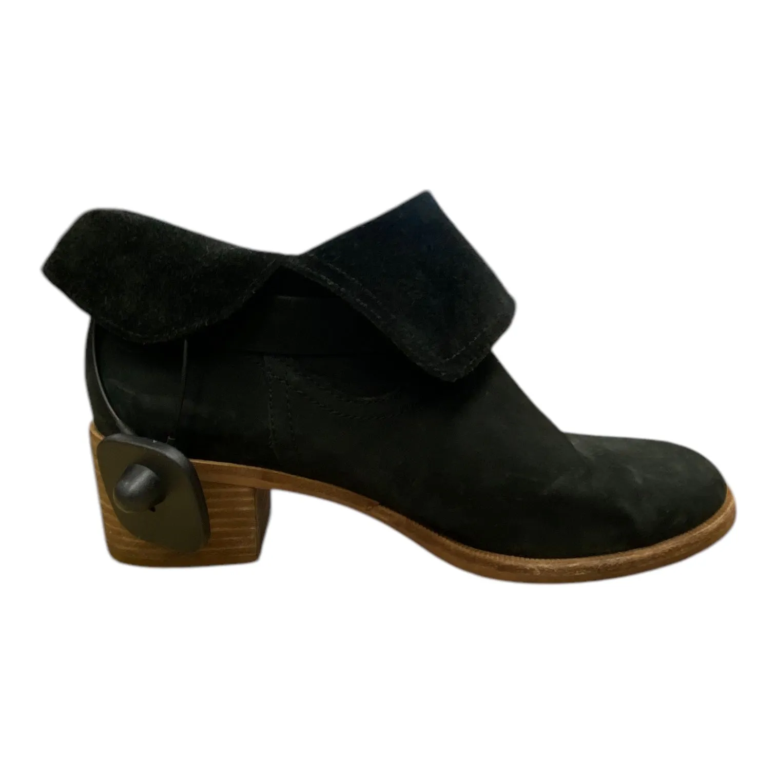 Boots Designer By Ugg In Black, Size: 8.5 Red Glow Energy Walk