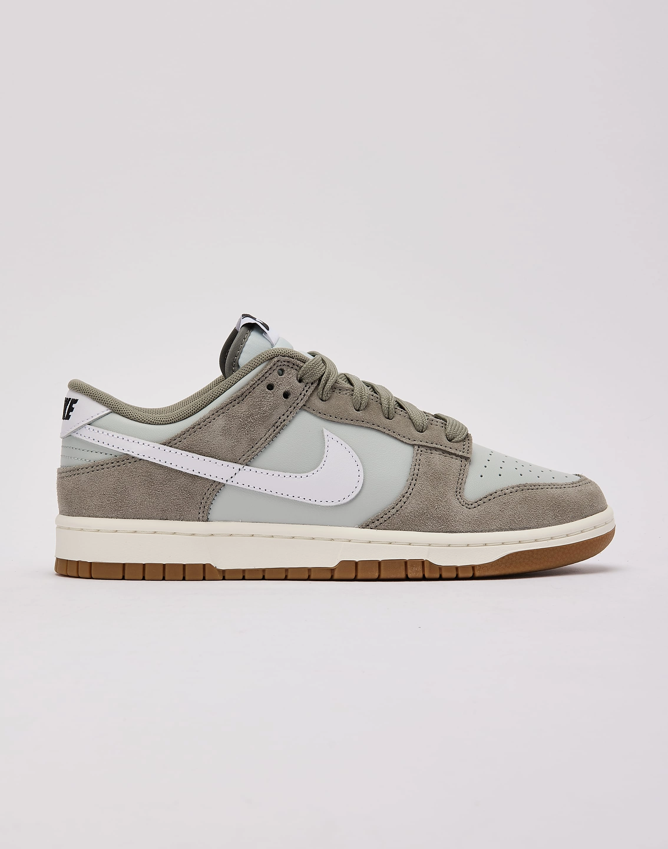 Lightweight Midsole Fantasy Path Nike  Dunk Low Retro SE