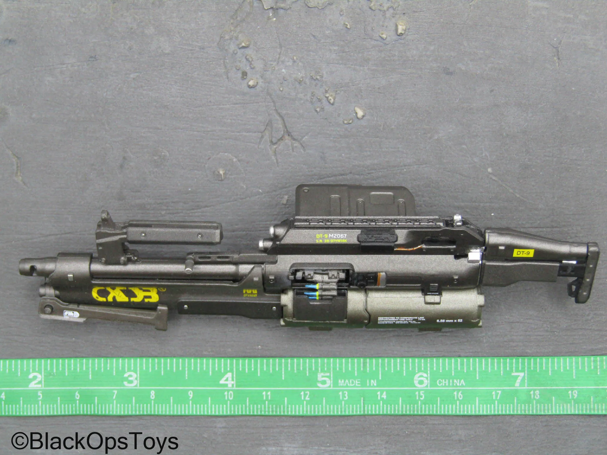 Cyberpunk 2077 V Male - Constitutional Arms M2067 Defender Rifle