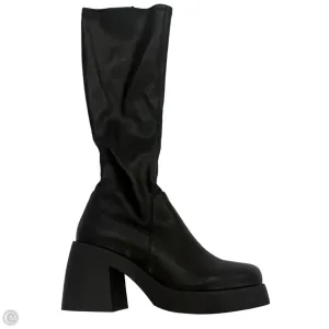 Boots Knee Heels By Steve Madden In Black, Size: 8 Cozy Footwear Outdoor Hiking