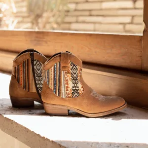 High Traction Weekend Wanderer Desert Western Boot