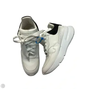 Bunion Friendly Structure Shoes Luxury Designer By Alexander Mcqueen In White, Size: 8
