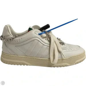 Shoes Luxury Designer By Gucci In White, Size: 8.5 Weekend Casual