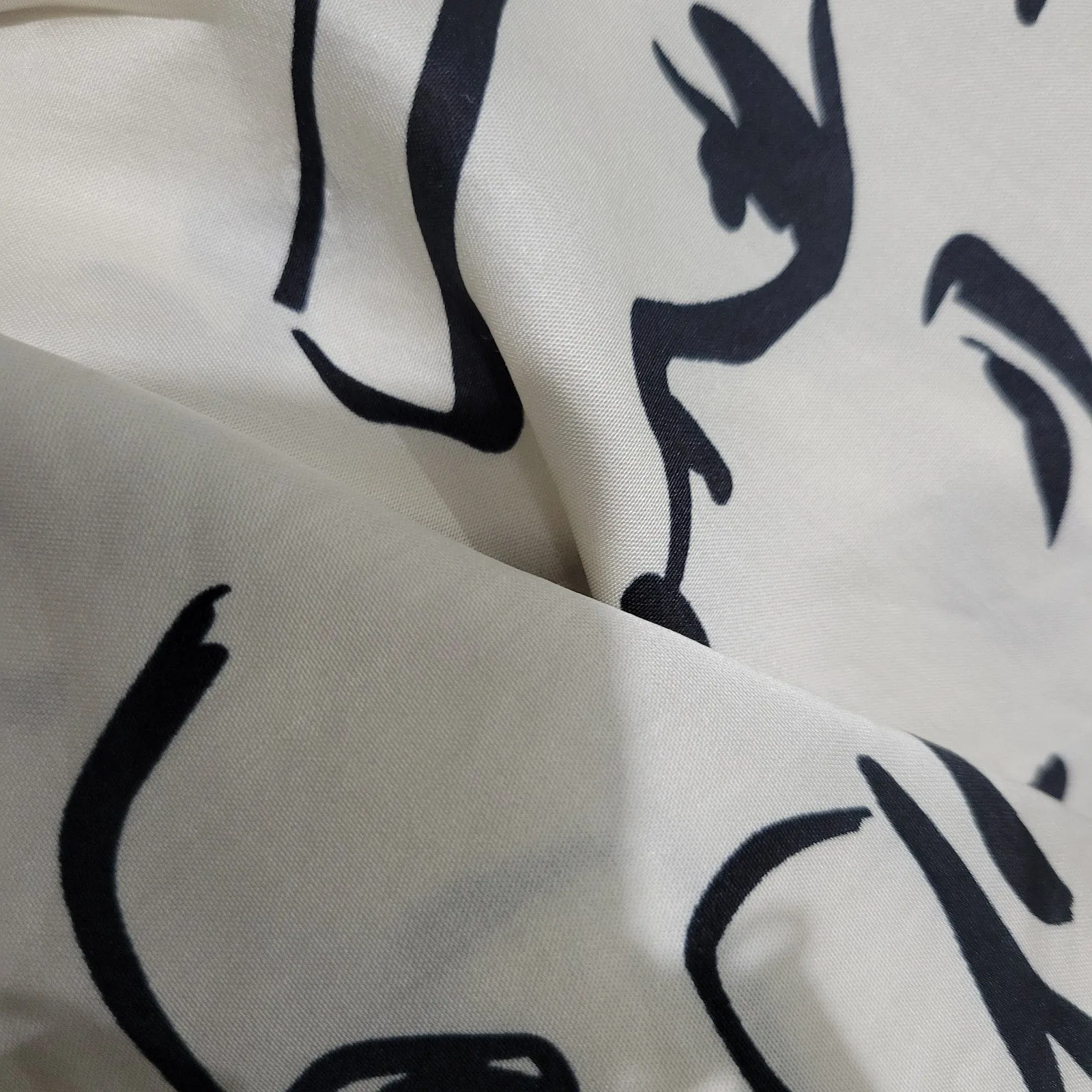 En Saison Slip Dress Ivory White Pearl Abstract Print Face Maxi Silky Satin Size Large