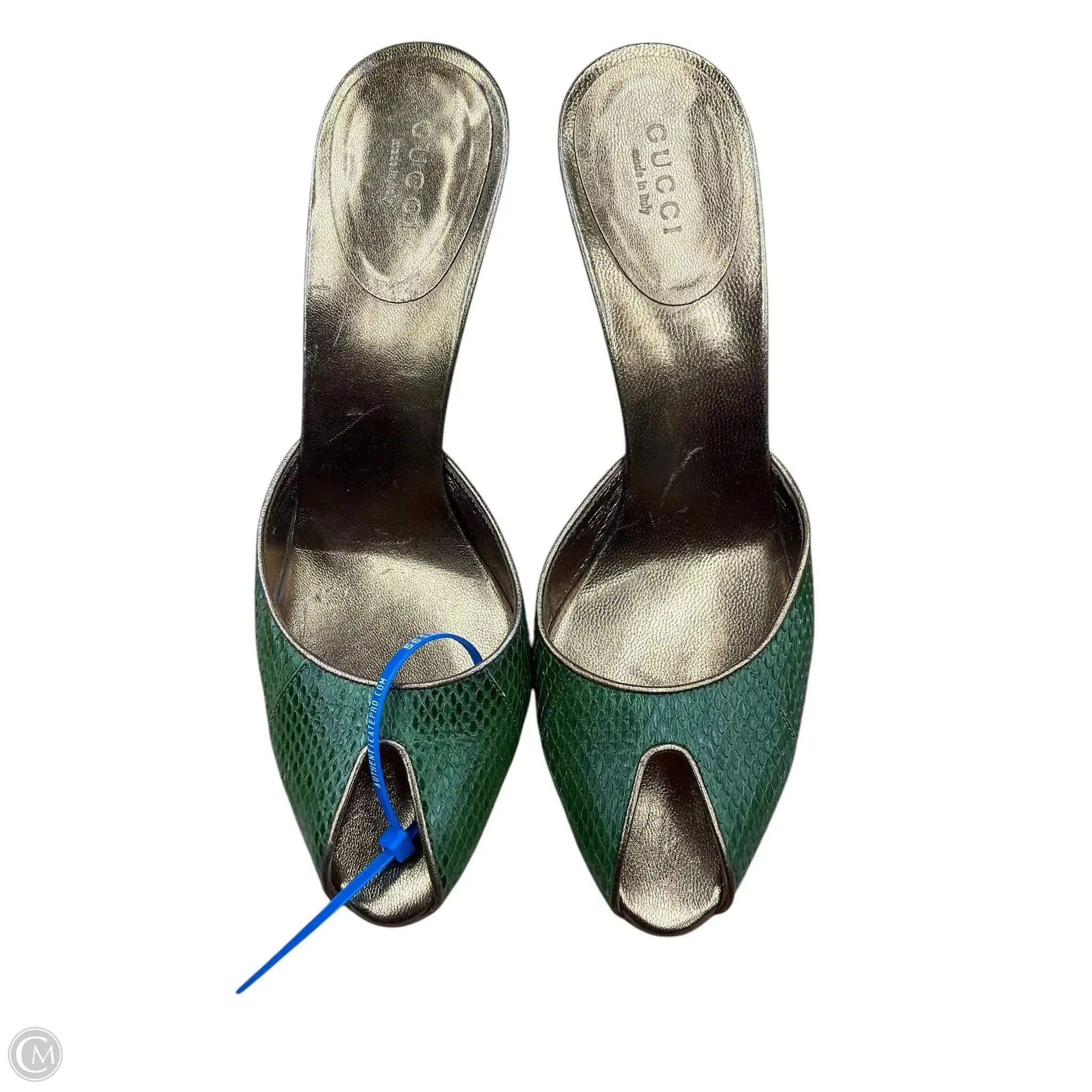 Sandals Luxury Designer By Gucci In Gold & Green, Size: 7.5 Silver Shine