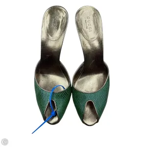 Sandals Luxury Designer By Gucci In Gold & Green, Size: 7.5 Silver Shine