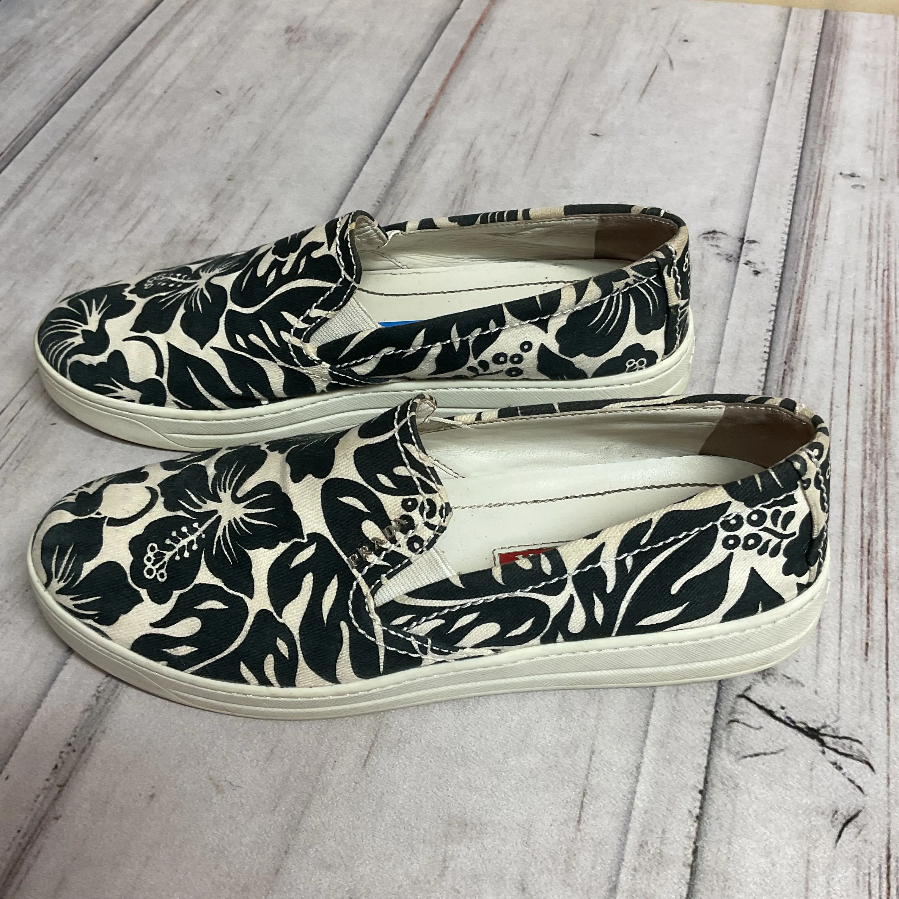 Star Mood Shoes Luxury Designer By Prada In Blue & White, Size: 38