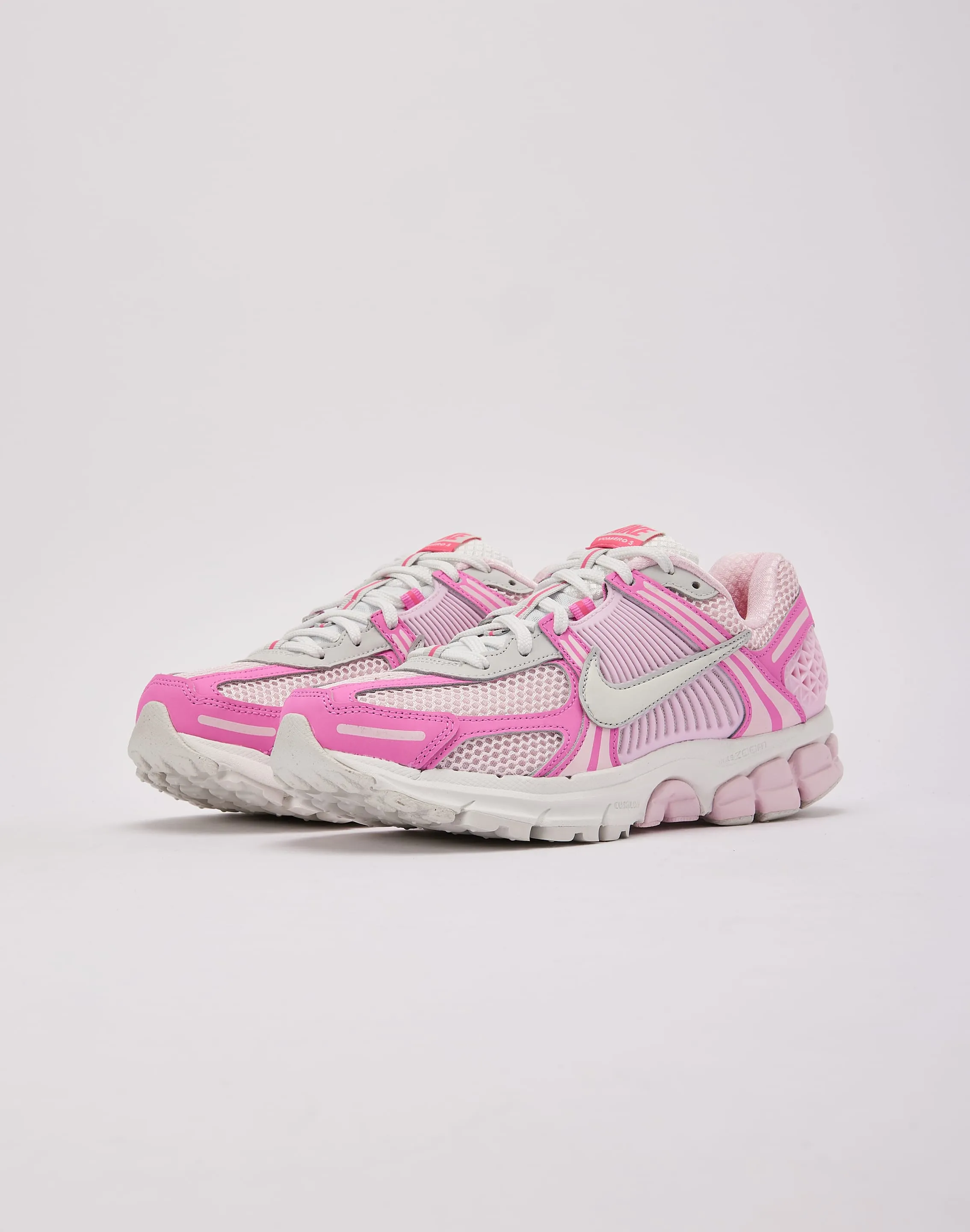 Asymmetrical Lacing System Lightweight Running Option Nike Zoom Vomero 5