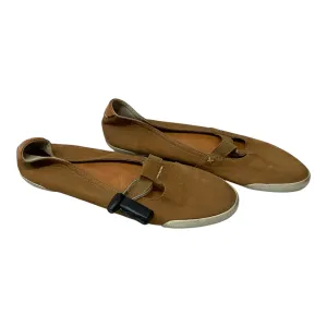 Ultra Light Cushioning Shoes Designer By Frye In Brown, Size: 7.5