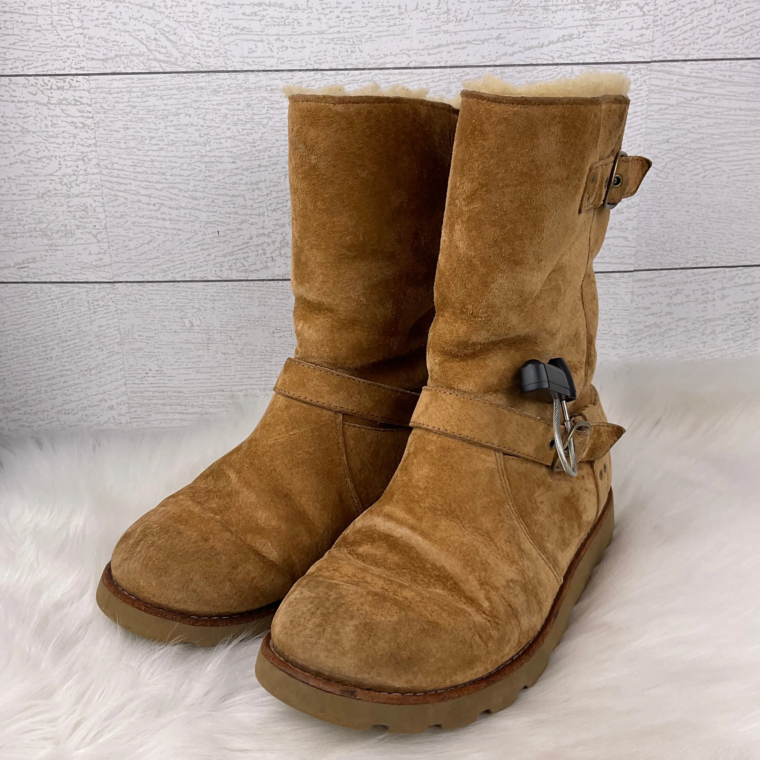 Boots Designer By Ugg  Size: 6 Hot Mood Wide Base Stabilization