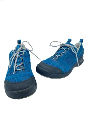 Garden Walk Feather Light Modern Commuters Designer Shoes By Chacos  Size: 9