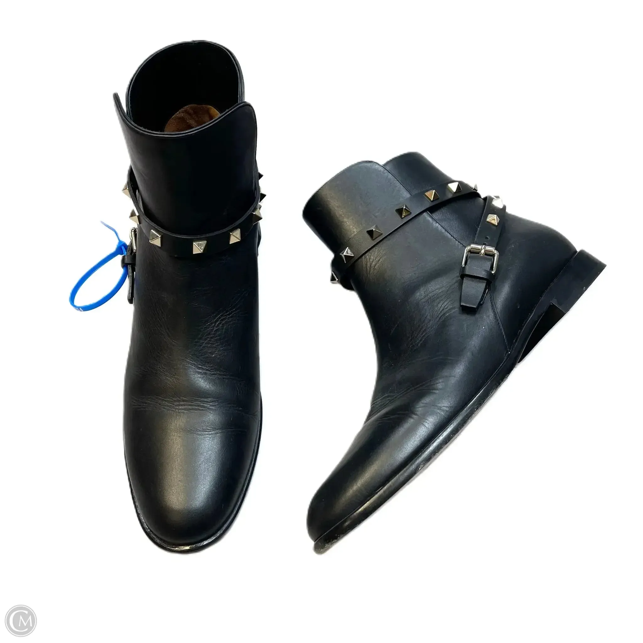 Ice Grip Stud Cool Shoes Luxury Designer By Valentino In Black Gold, Size: 9