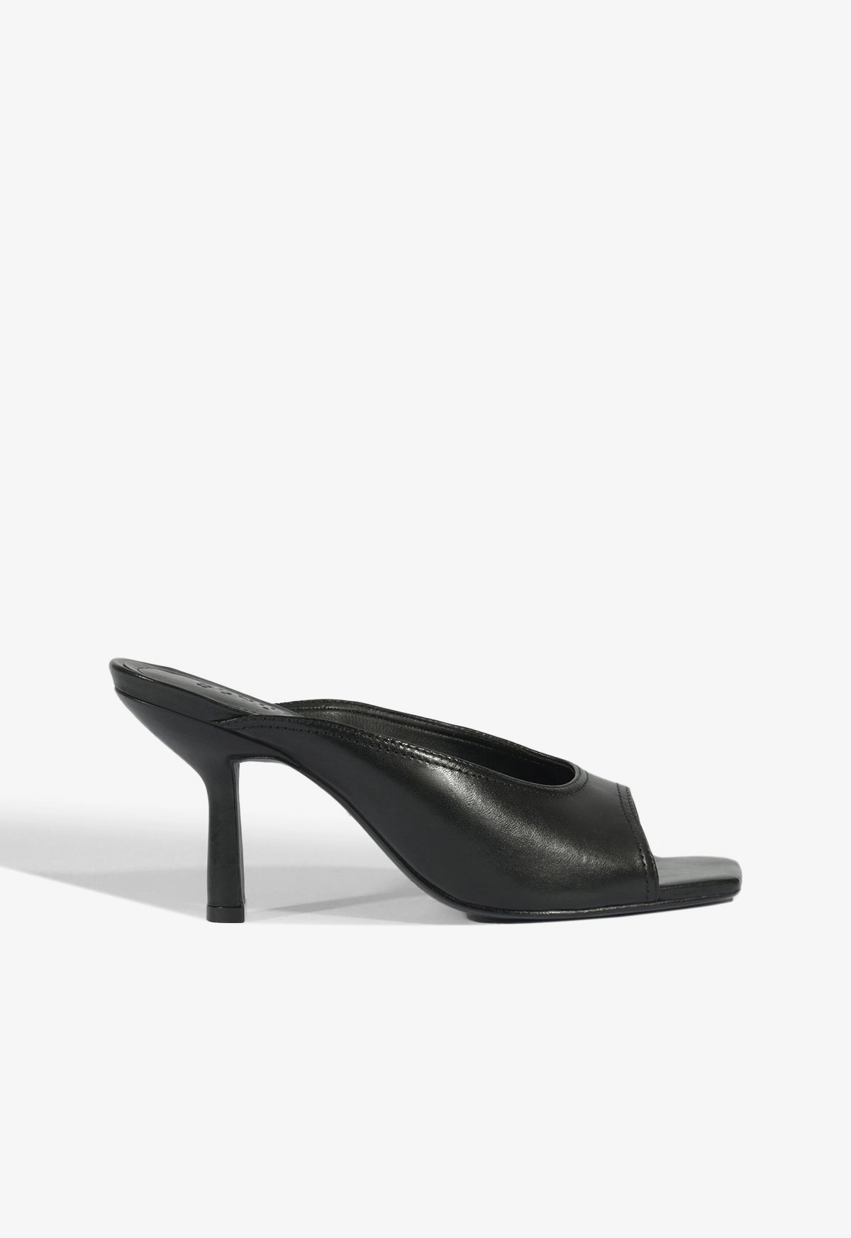 Finley Leather Sandal Easy Flow Comfort Sandals