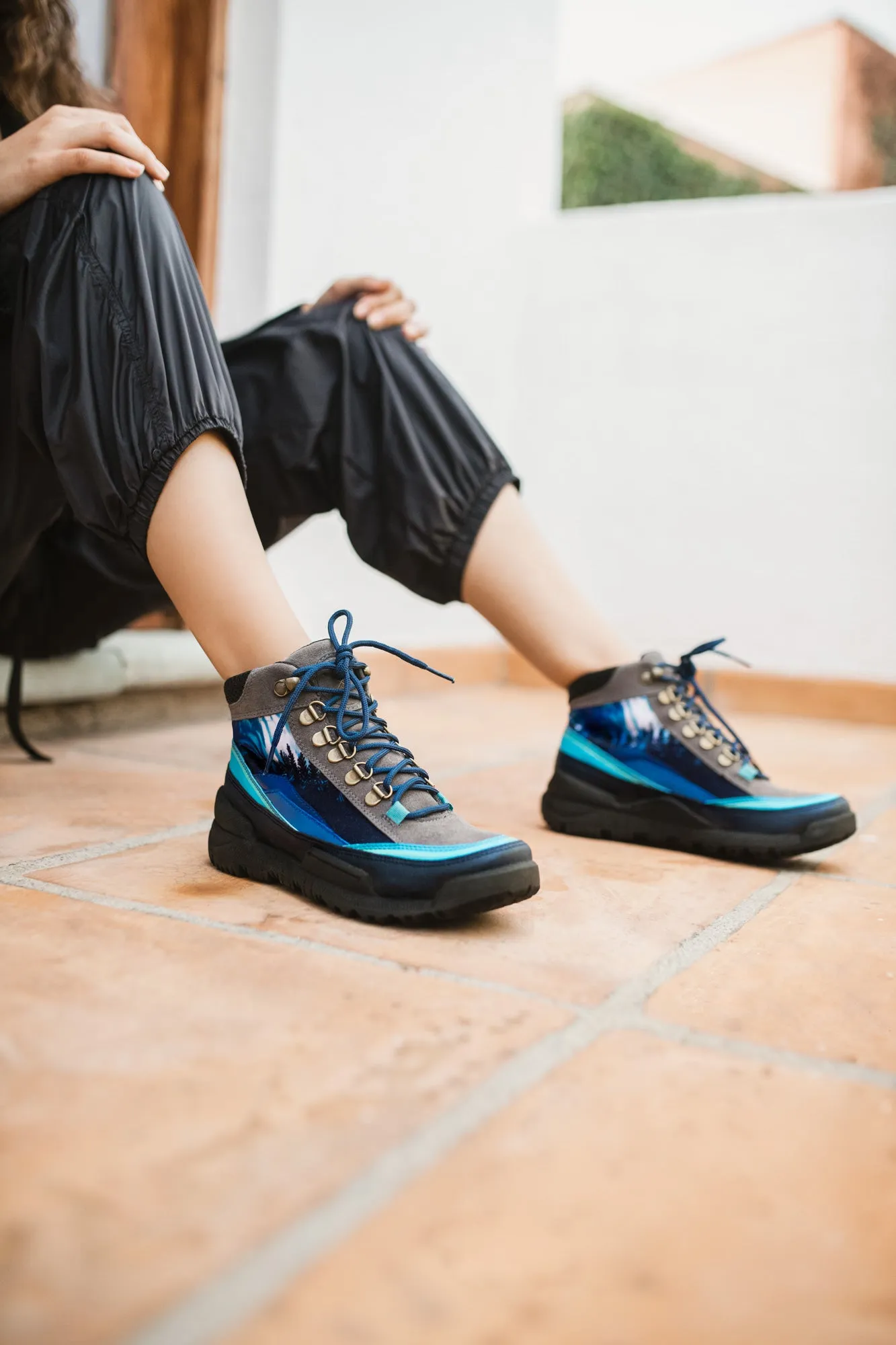 Functional Design High   Performance Aurora - Vegan Trekk Boot