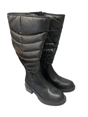 Mountain Trail Boots Knee Flats By Torrid  Size: 9.5