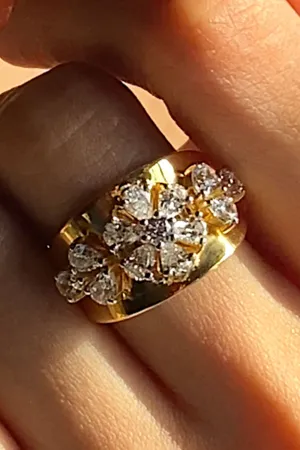 Gold Floral Sunlit Petal Ring