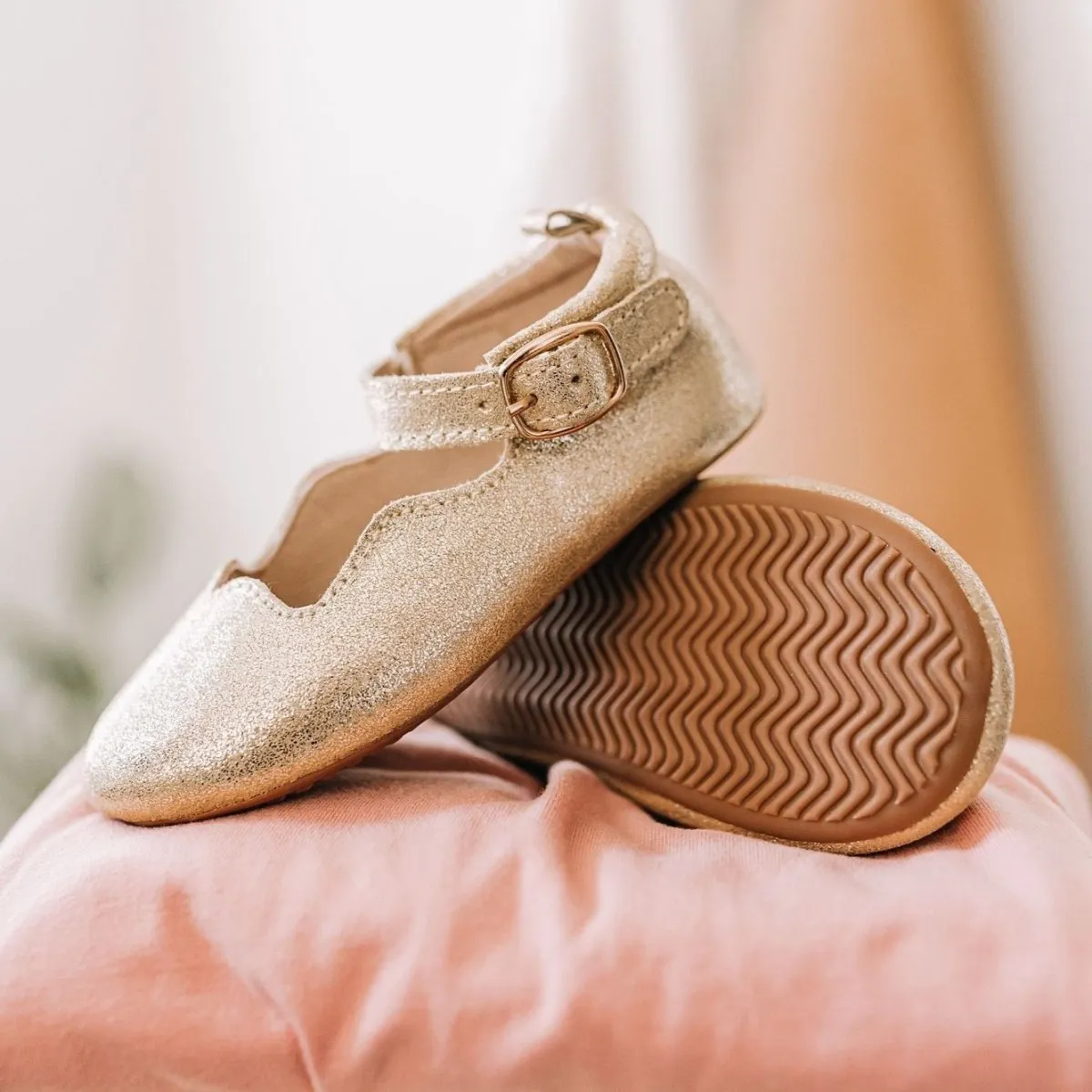 Gold Glitter Olivia Dress Shoe