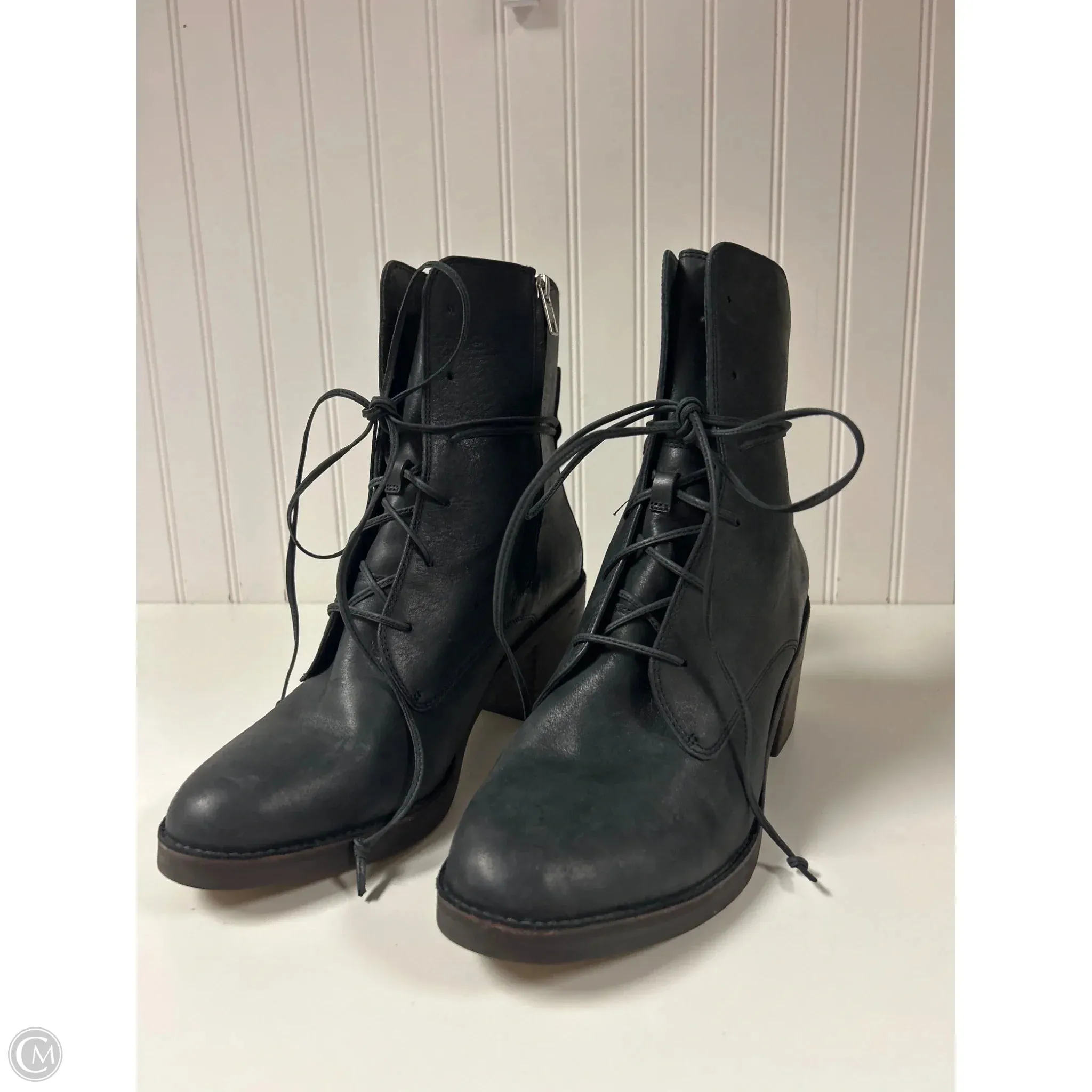 Quick Life Boots Designer By Ugg In Black, Size: 11