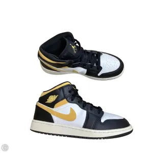 Quick Pack Anti Odor Urban Stroll Shoes Luxury Designer By Jordan In Black & Yellow, Size: 8