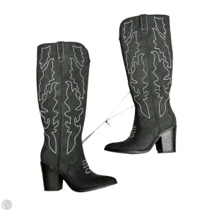 Boots Western By Forever 21 In Grey, Size: 6 Grippy Outsole Weekend Wanderer