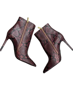 Slip On Convenience Firm Lock Boots Designer By Michael Kors  Size: 11