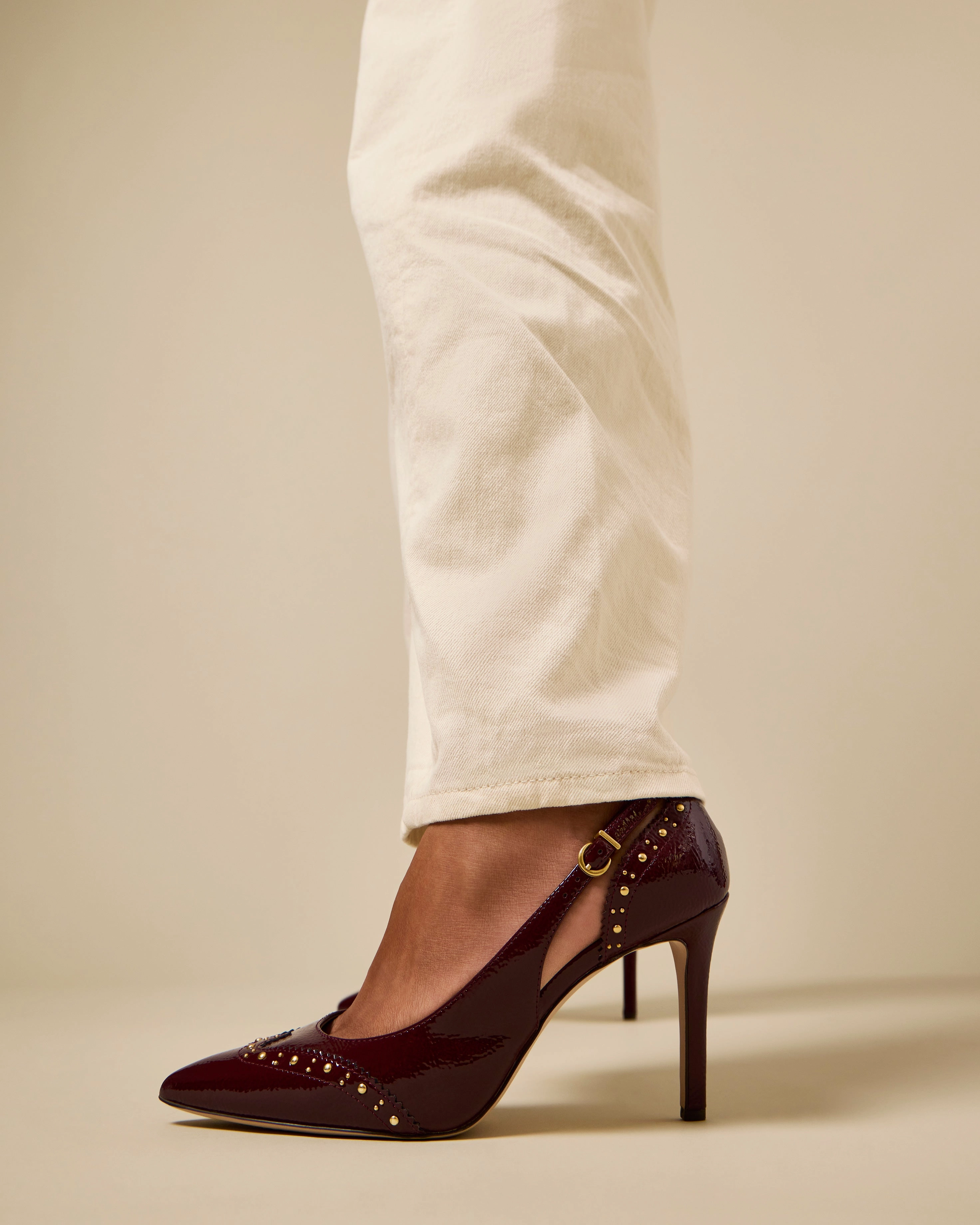 Hally Pump Rolling Motion Sole