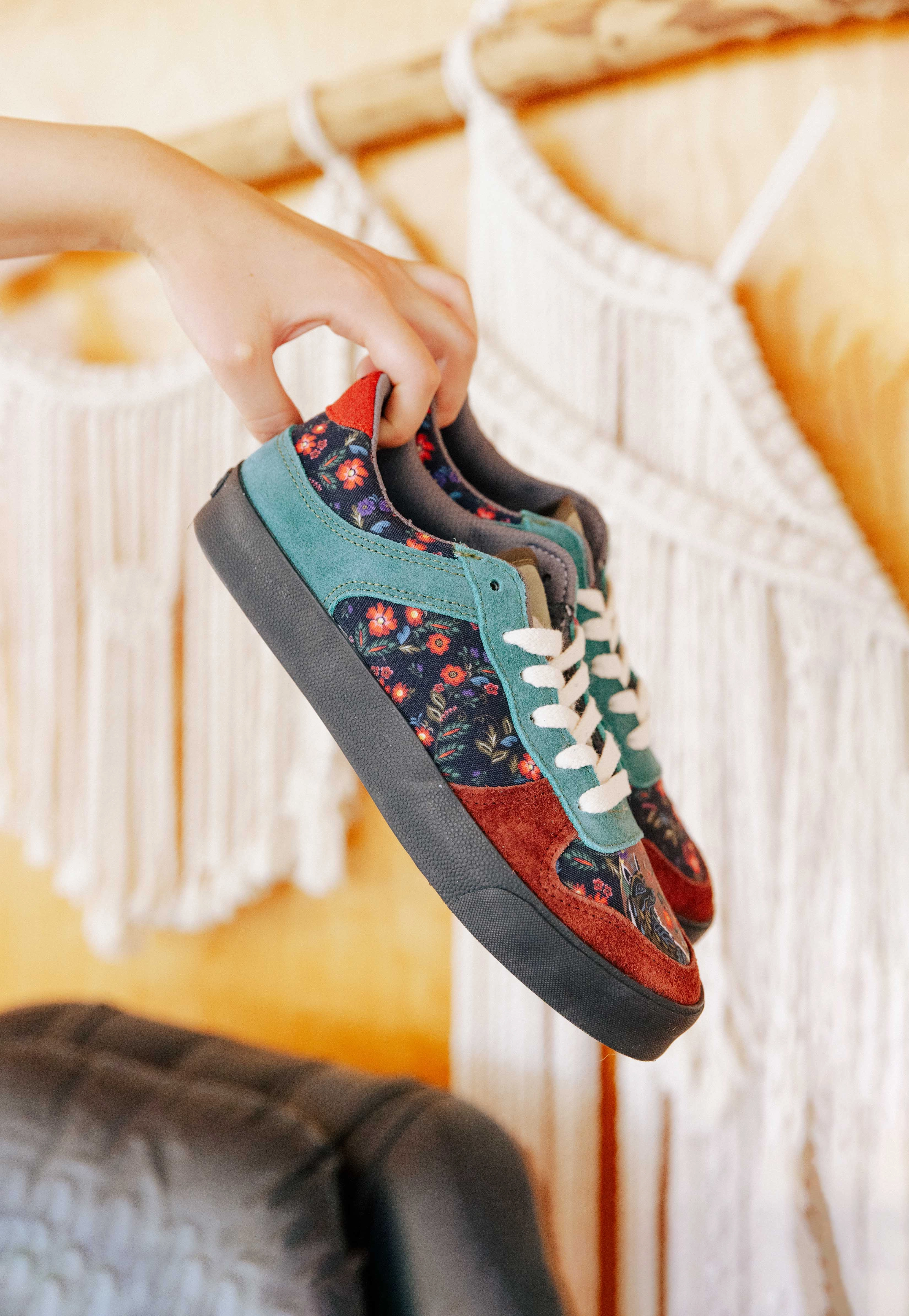 Jackal Ace Low Top Easy Activity Odor Resistant Insole