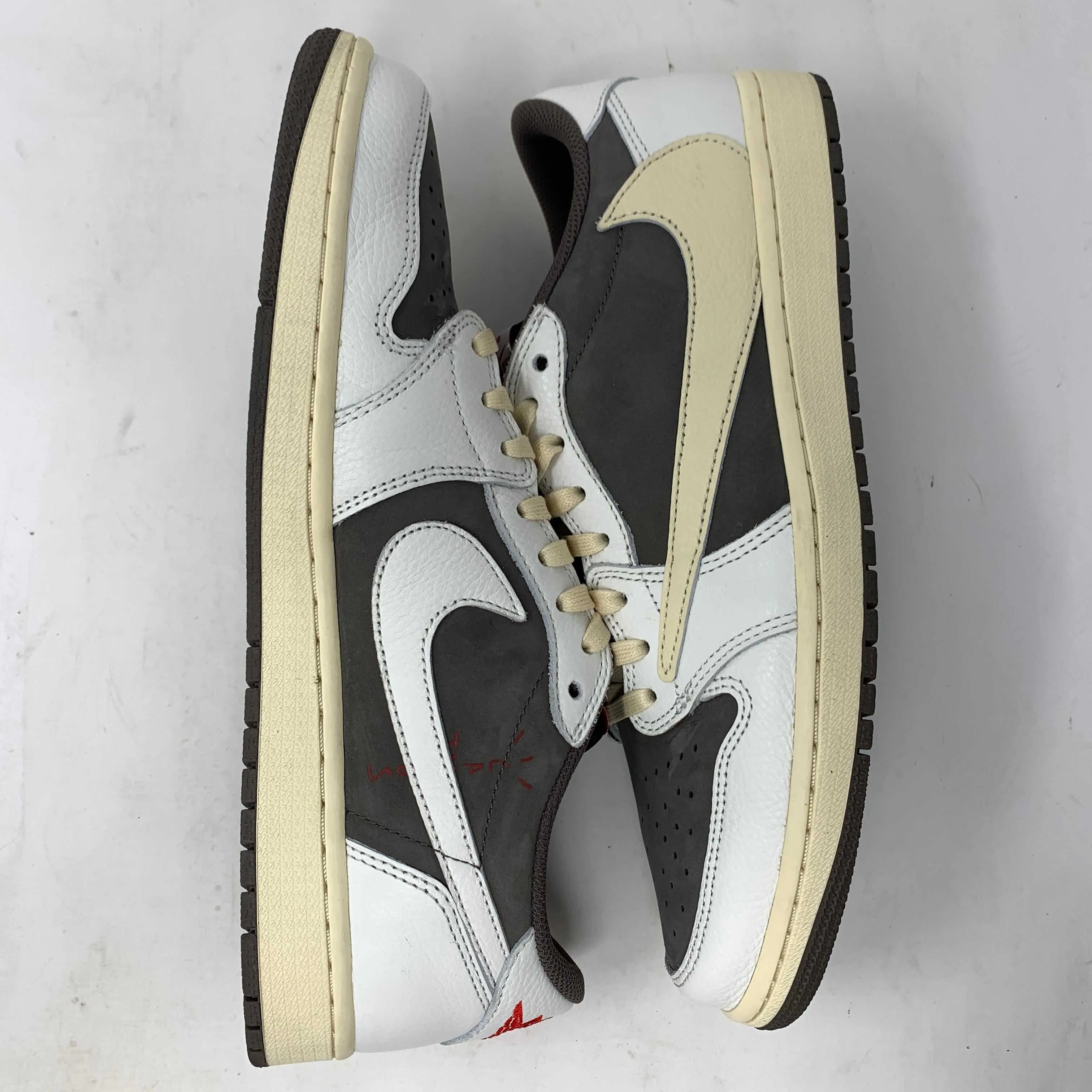Jordan 1 Retro Low OG SP Travis Scott Reverse Mocha