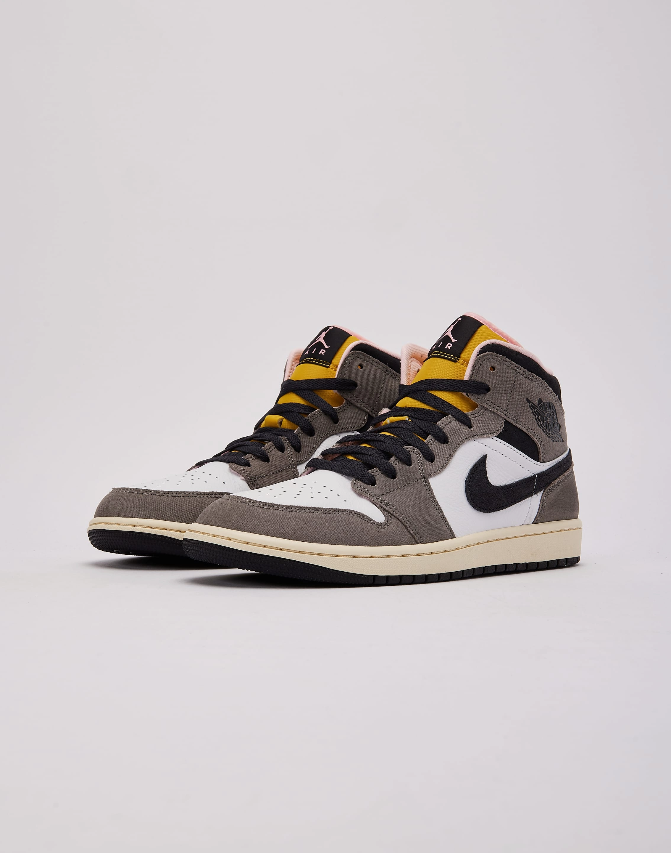 Jordan Air Jordan 1 Mid SE Ergonomic Cold Weather sports