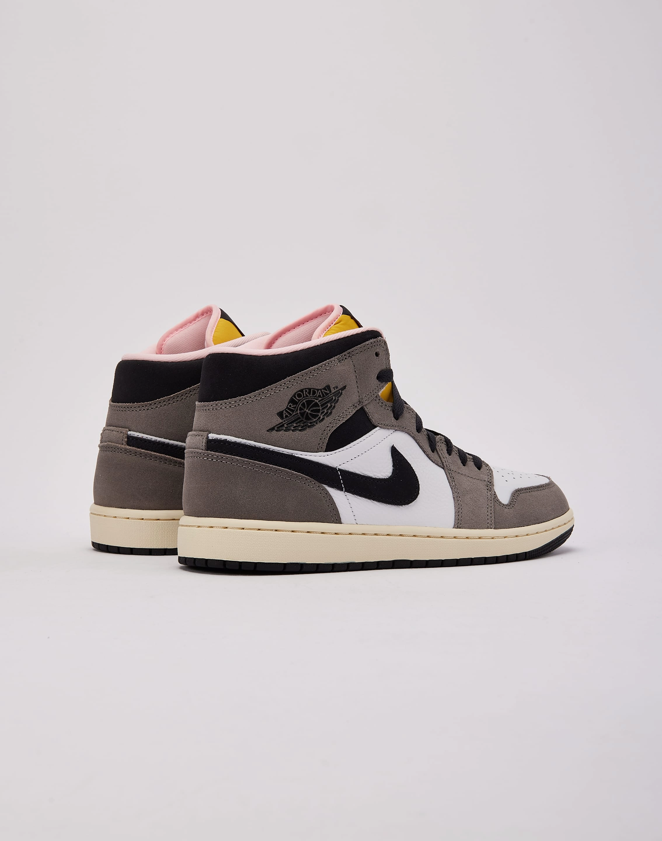 Digital Run Jordan Air Jordan 1 Mid SE