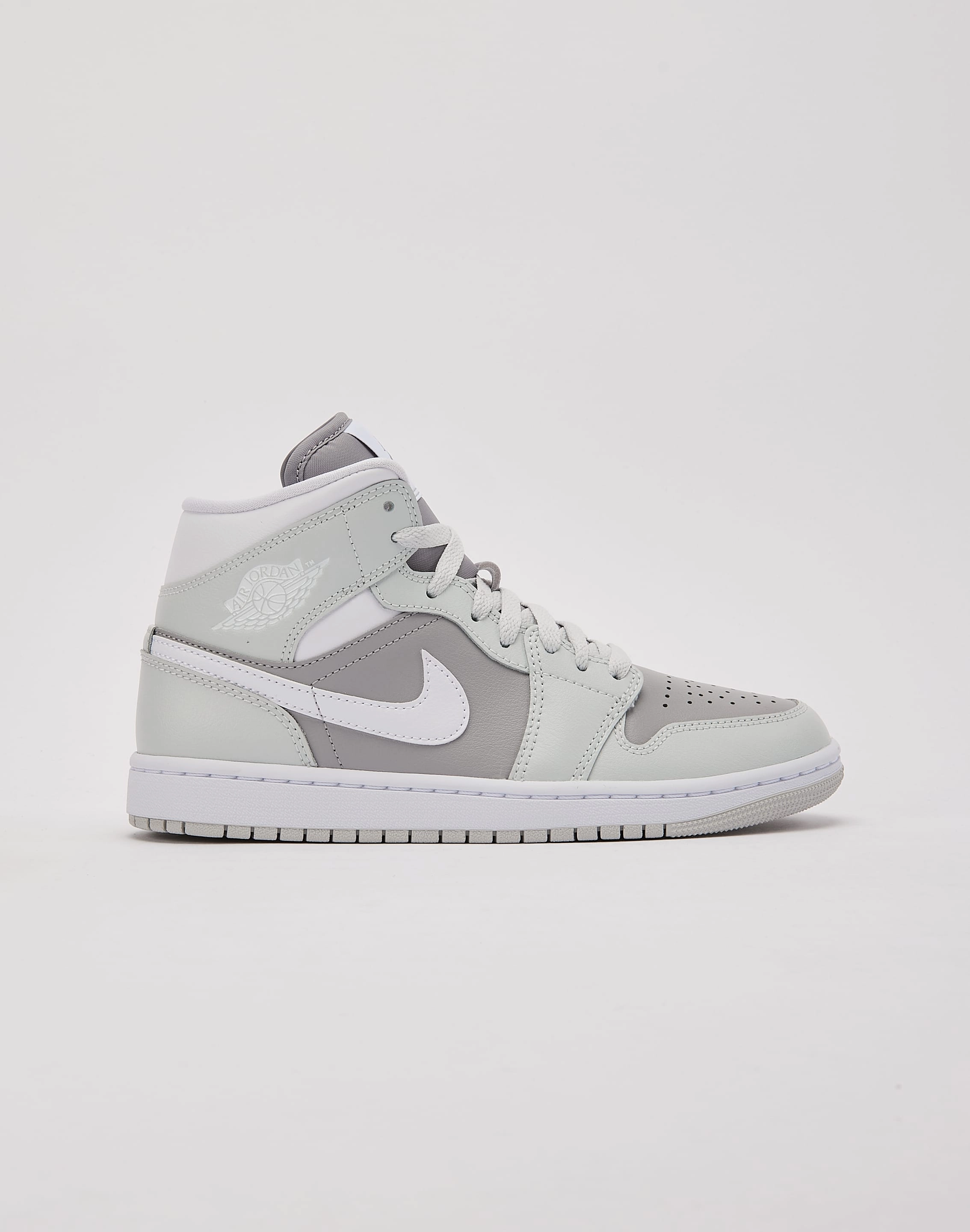 Lightweight Form Casual Wear Jordan Air Jordan 1 Mid