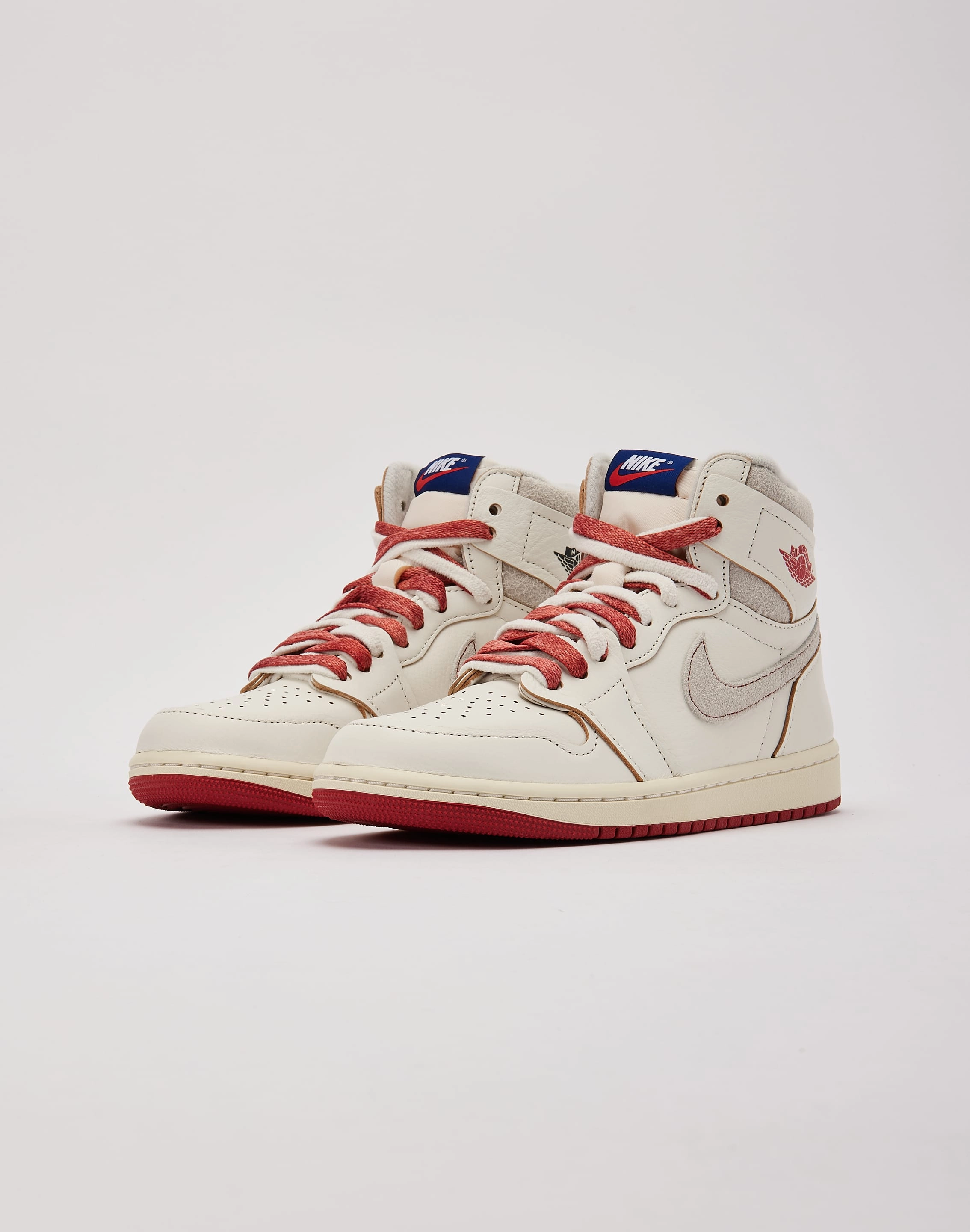 Jordan Air Jordan 1 Retro High OG 'Cinnabar' Feather Light Urban Stroll Flexibility