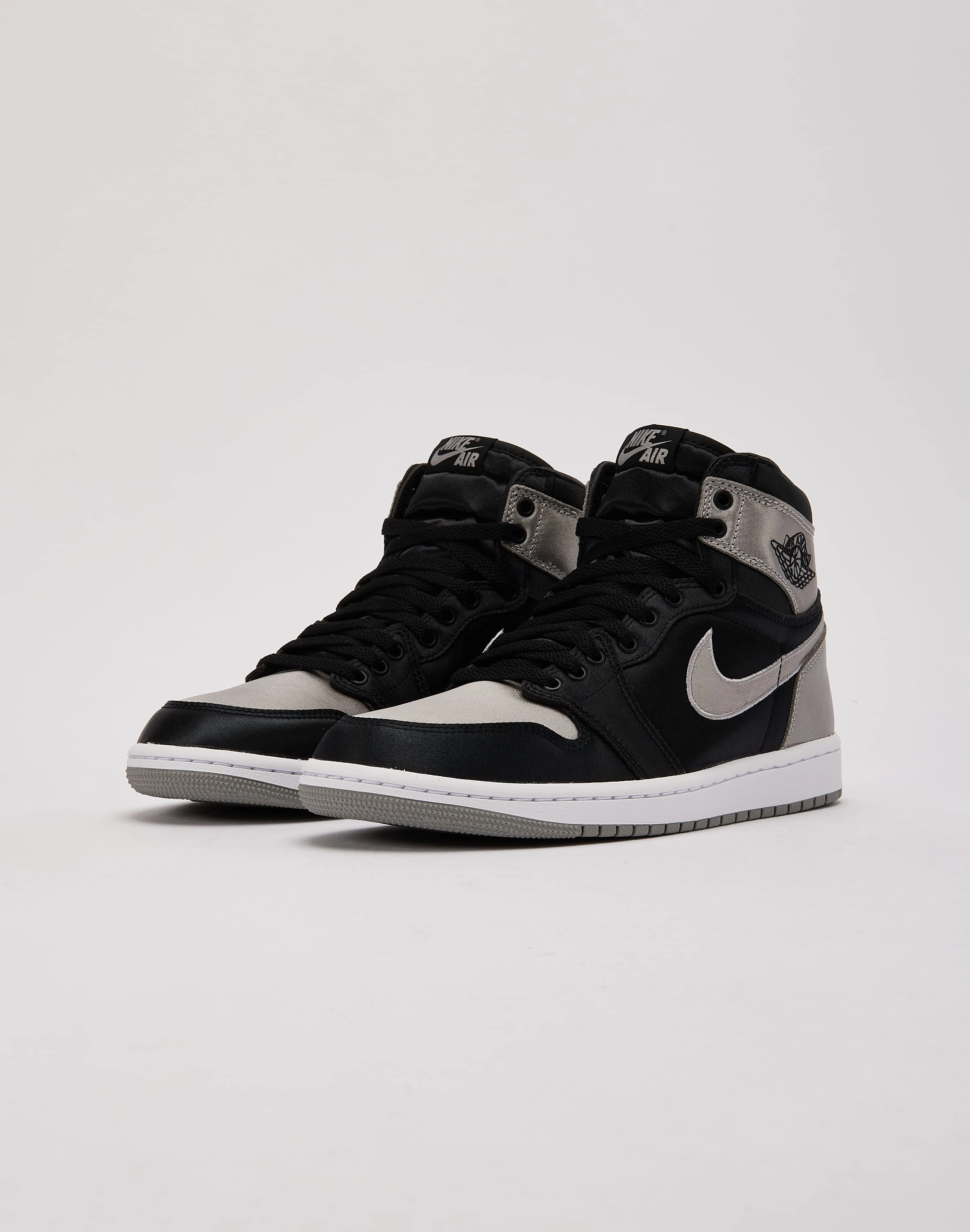 Jordan Air Jordan 1 Retro High OG 'Satin Shadow' Ergonomic Travel Enthusiasts