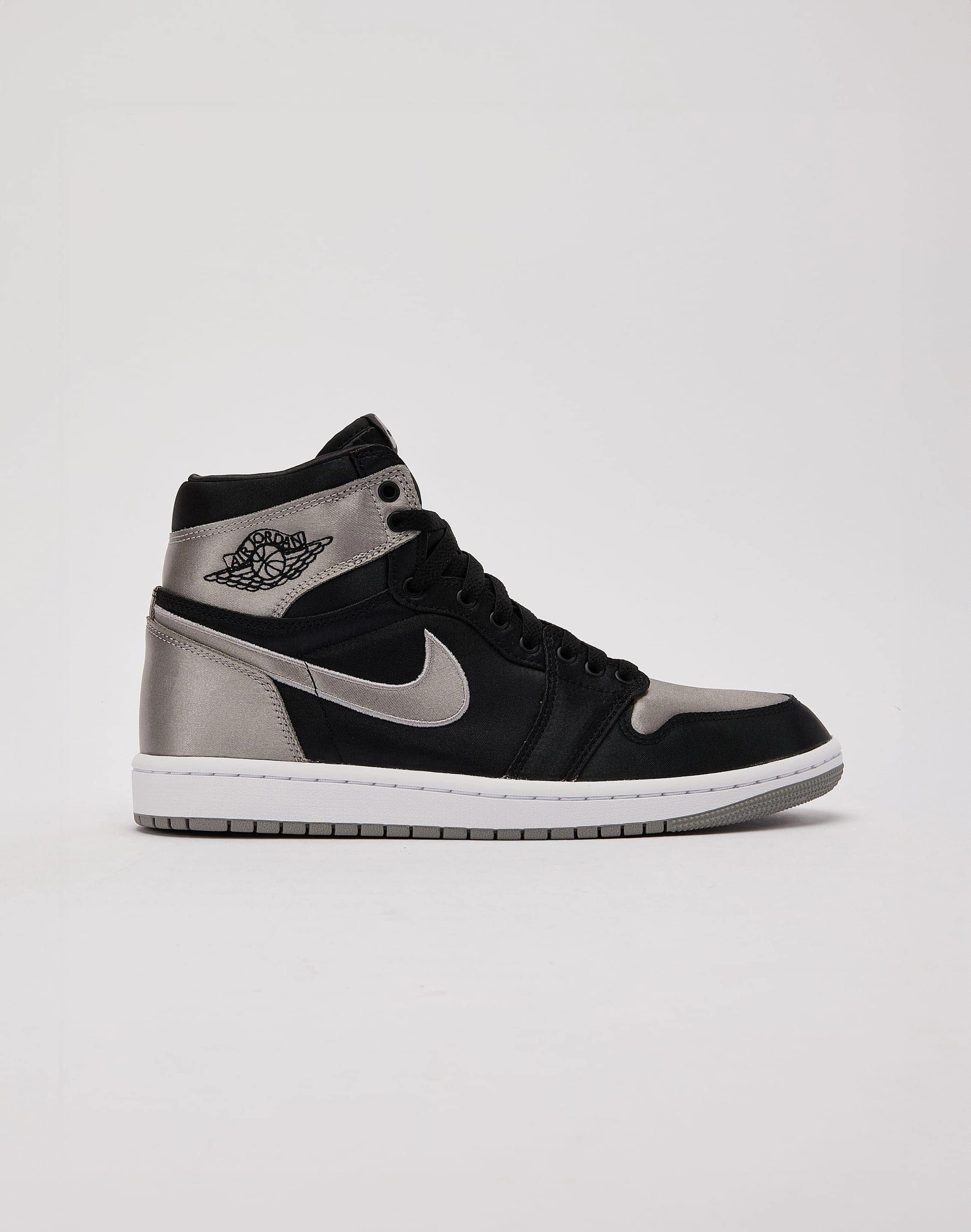 Care Ease Ultra Light Construction Jordan Air Jordan 1 Retro High OG 'Satin Shadow'