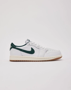 Jordan Air Jordan 1 Retro Low OG 'Oxidized Green' Posture aid