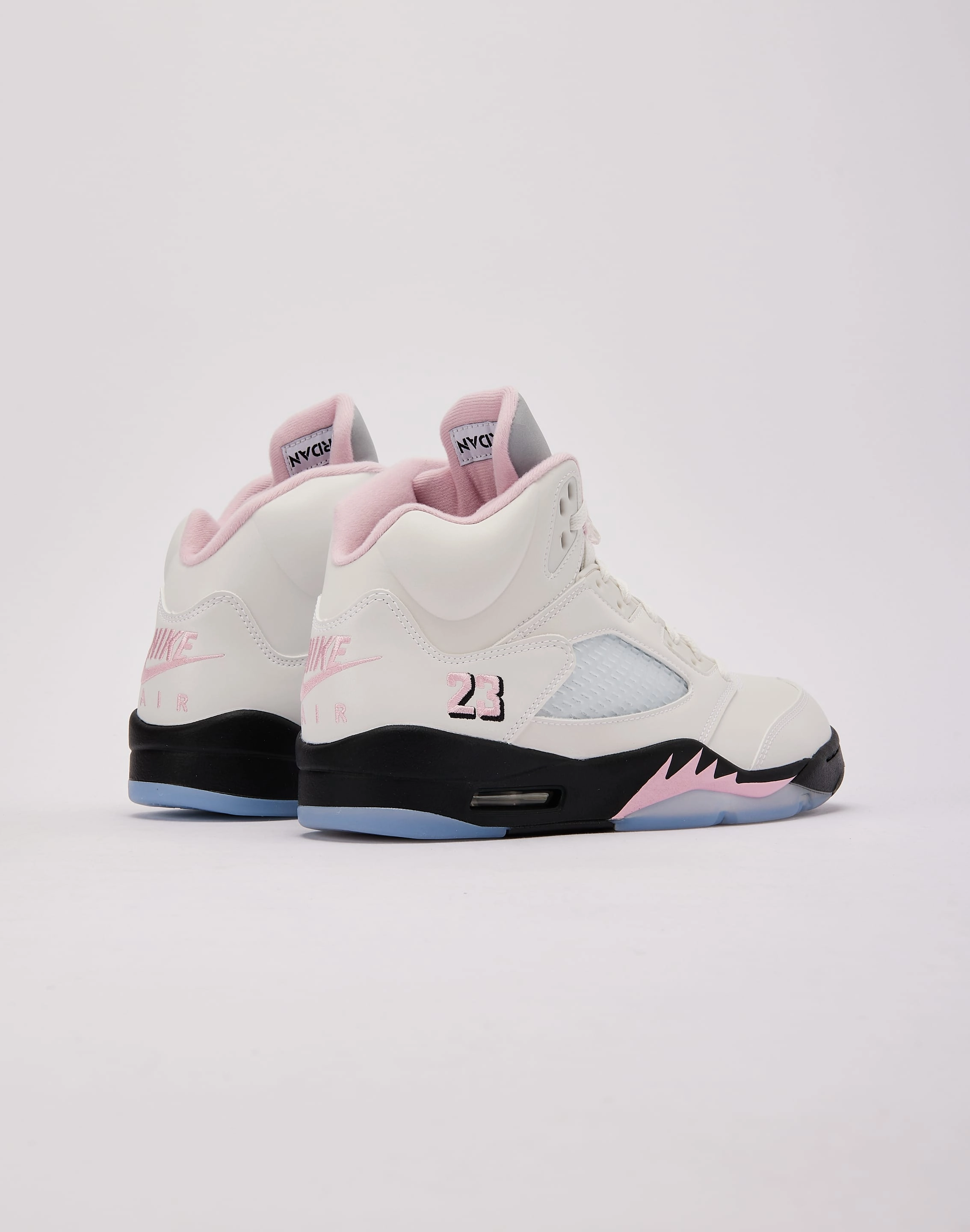 construction Reinforced Heel Cup Jordan Air Jordan 5 Retro 'Medium Soft Pink'