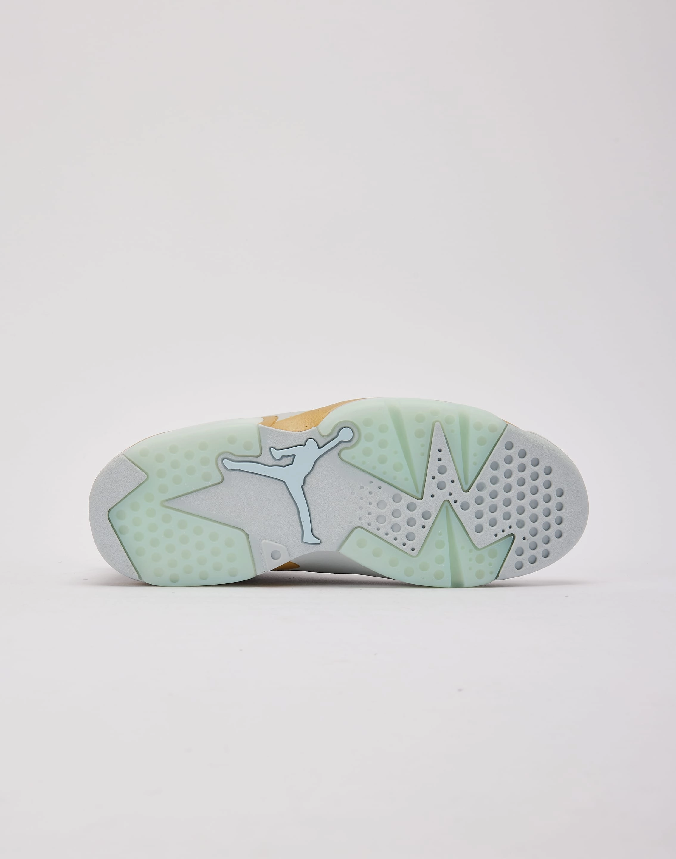 Eco Friendly Construction Neutral Alignment Design Jordan Air Jordan 6 Retro 'Pearl'