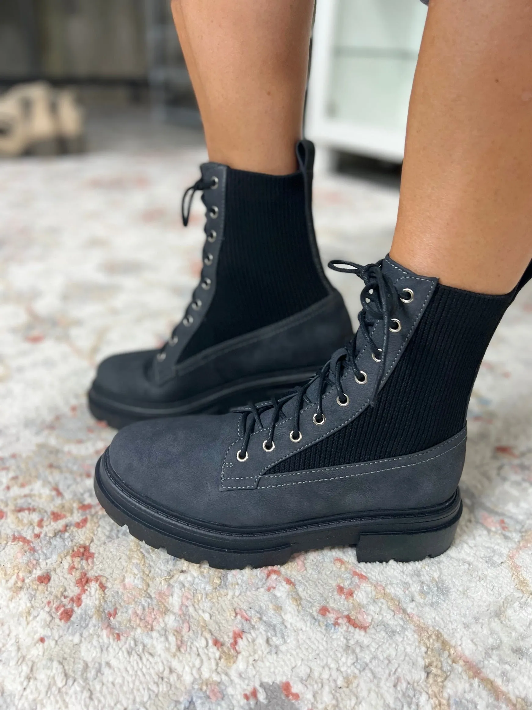 Journey Sueded Lace Up Boot, Charcoal